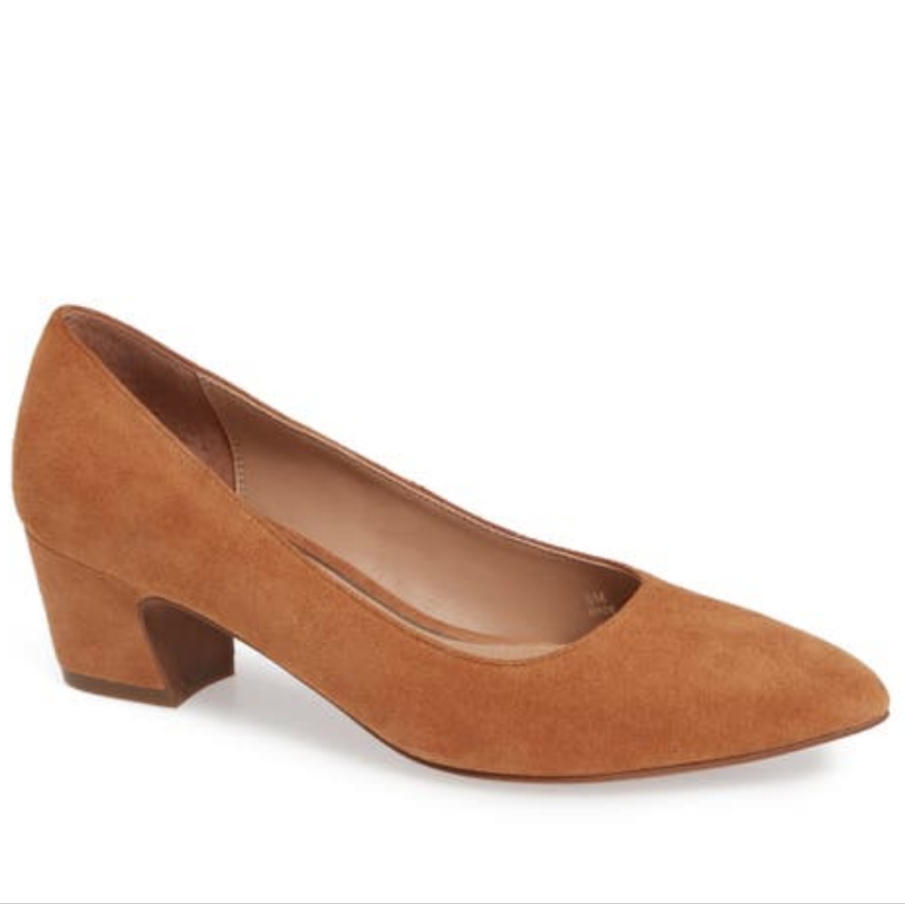 Linea Paolo Bardot Pump In Cognac Suede
